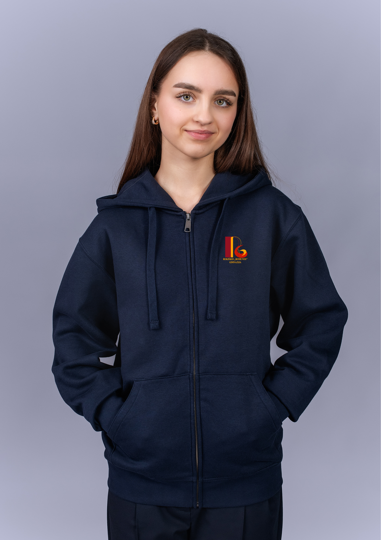 Džemperis užtraukiamas su užrašu