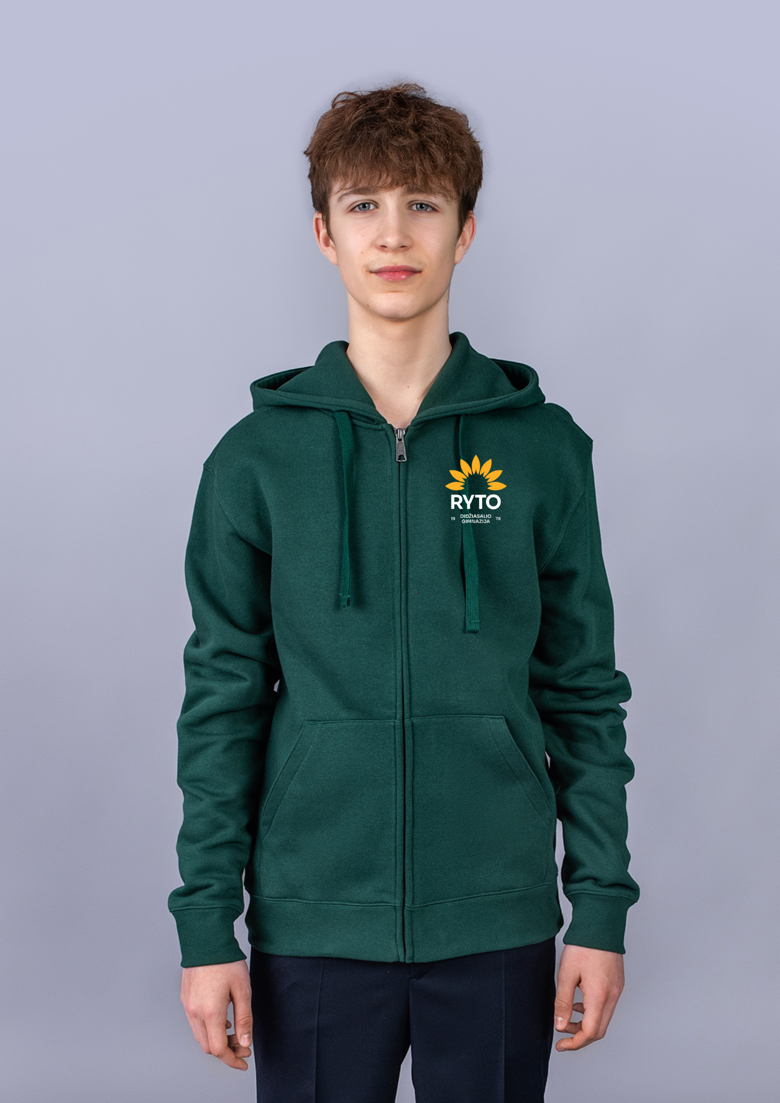 Džemperis užtraukiamas su užrašu